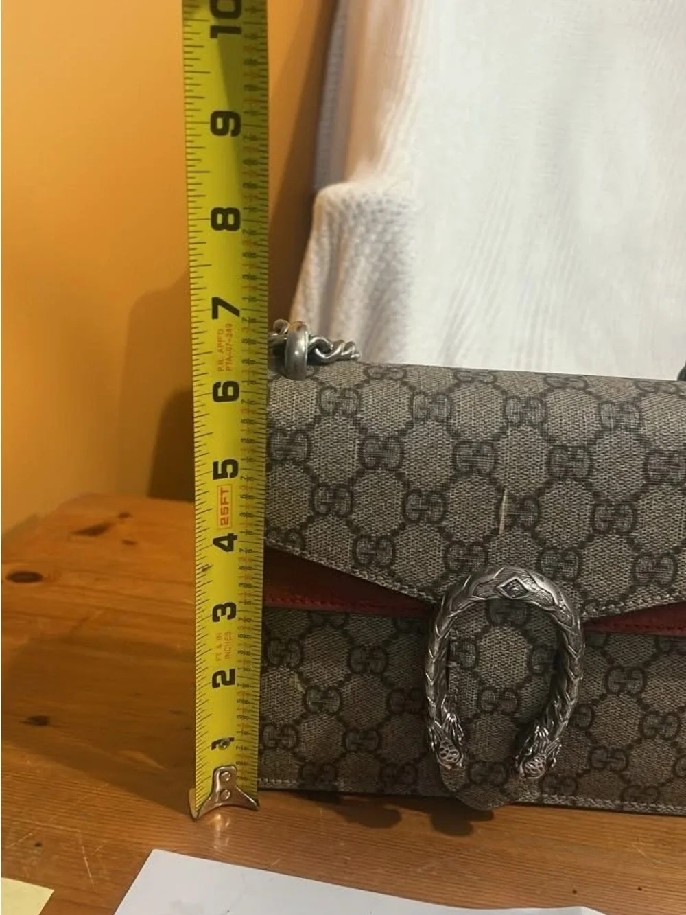 Gucci GG Supreme Crossbody Shoulder Bag in Beige and Red Trim